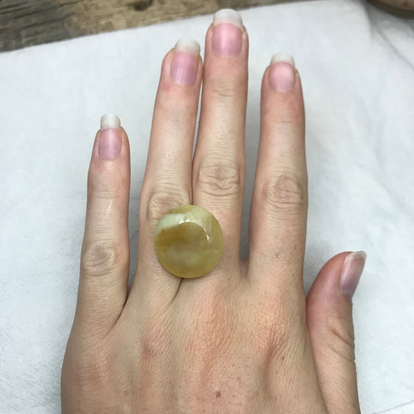 21x20mm Fire Opal 21.37 carat, Milky Yellow Mexican Fire Opal, Carat Natural Loose Gemstone, October Birthstone, Faceted Large Stone