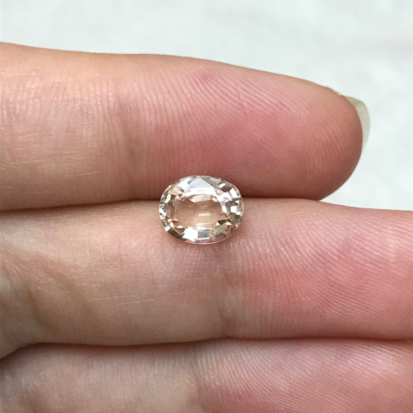 1.48 Carat Peach Morganite 8.2x6.7mm Oval Cut, Orangey Pink Morganite, Faceted Loose Beryl Unmounted Gemstone for Jewelry