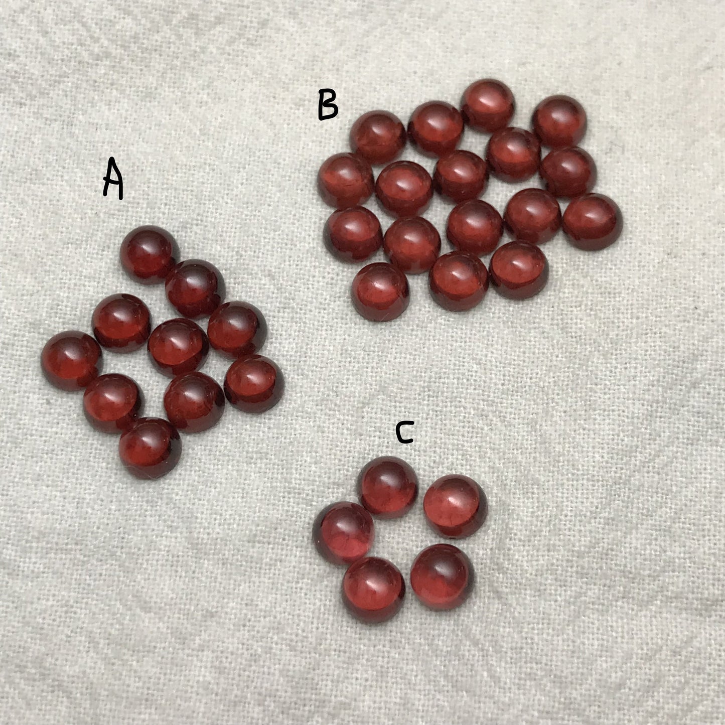 One 5mm Round Garnet Faceted Loose Stone, Cabochon Garnets, Red Flowing Gems Approx 0.70-90 ct Garnet