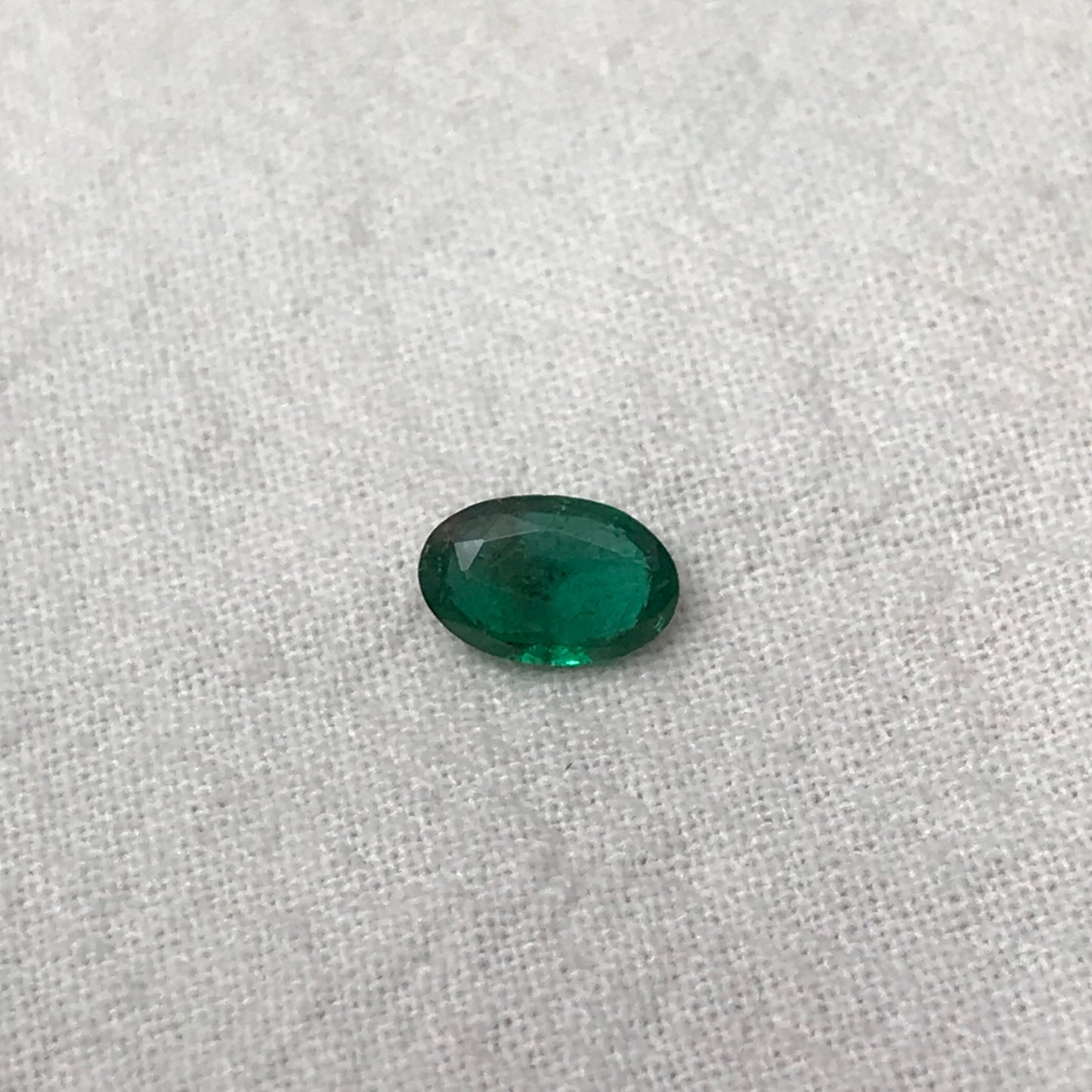 8x5mm Natural Green Emerald 0.78 carat, Oval Cut, Nice Green Emerald, Faceted Loose Gemstone, Rich Green
