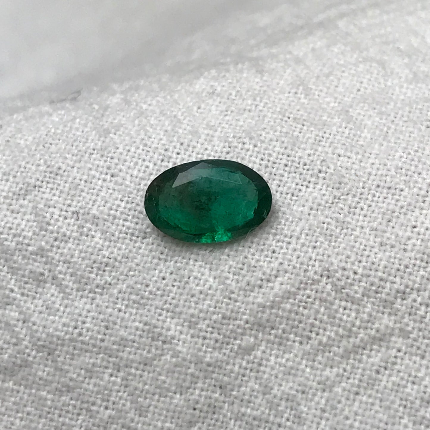 8x5mm Natural Green Emerald 0.78 carat, Oval Cut, Nice Green Emerald, Faceted Loose Gemstone, Rich Green