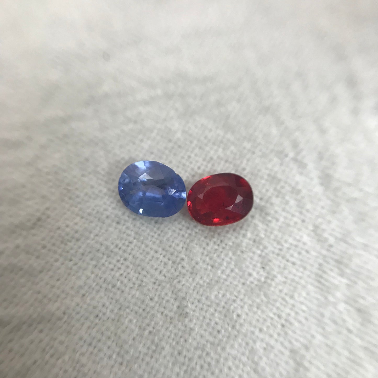2 Sapphires, Blue and Red Orangish Sapphire 0.70 TCW, Color Treated Natural Sapphires, 5x4mm Faceted Loose Colored Sapphires