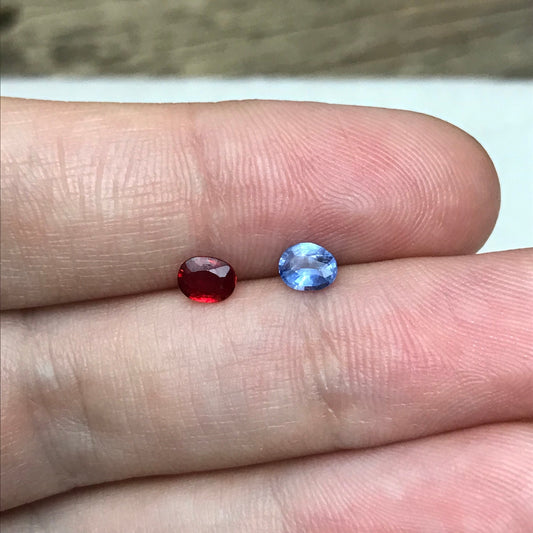 2 Sapphires, Blue and Red Orangish Sapphire 0.70 TCW, Color Treated Natural Sapphires, 5x4mm Faceted Loose Colored Sapphires