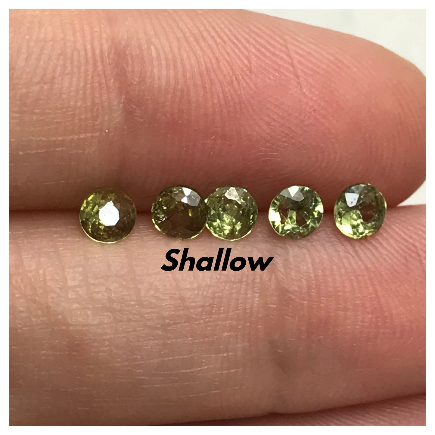 One-4mm Natural Demantoid Garnet Round Cut, 0.20-0.36 Carat, Faceted Loose Green Garnet, Andradite Garnet