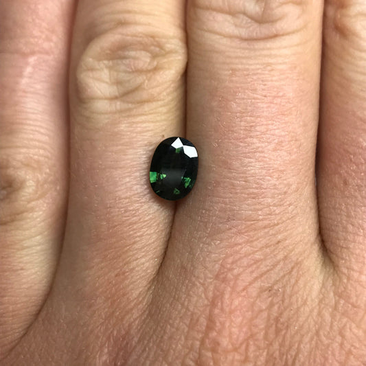 8x6mm Natural Green Sapphire 1.39 Carat, Oval cut Corundum Wholesale Faceted Loose Gemstone