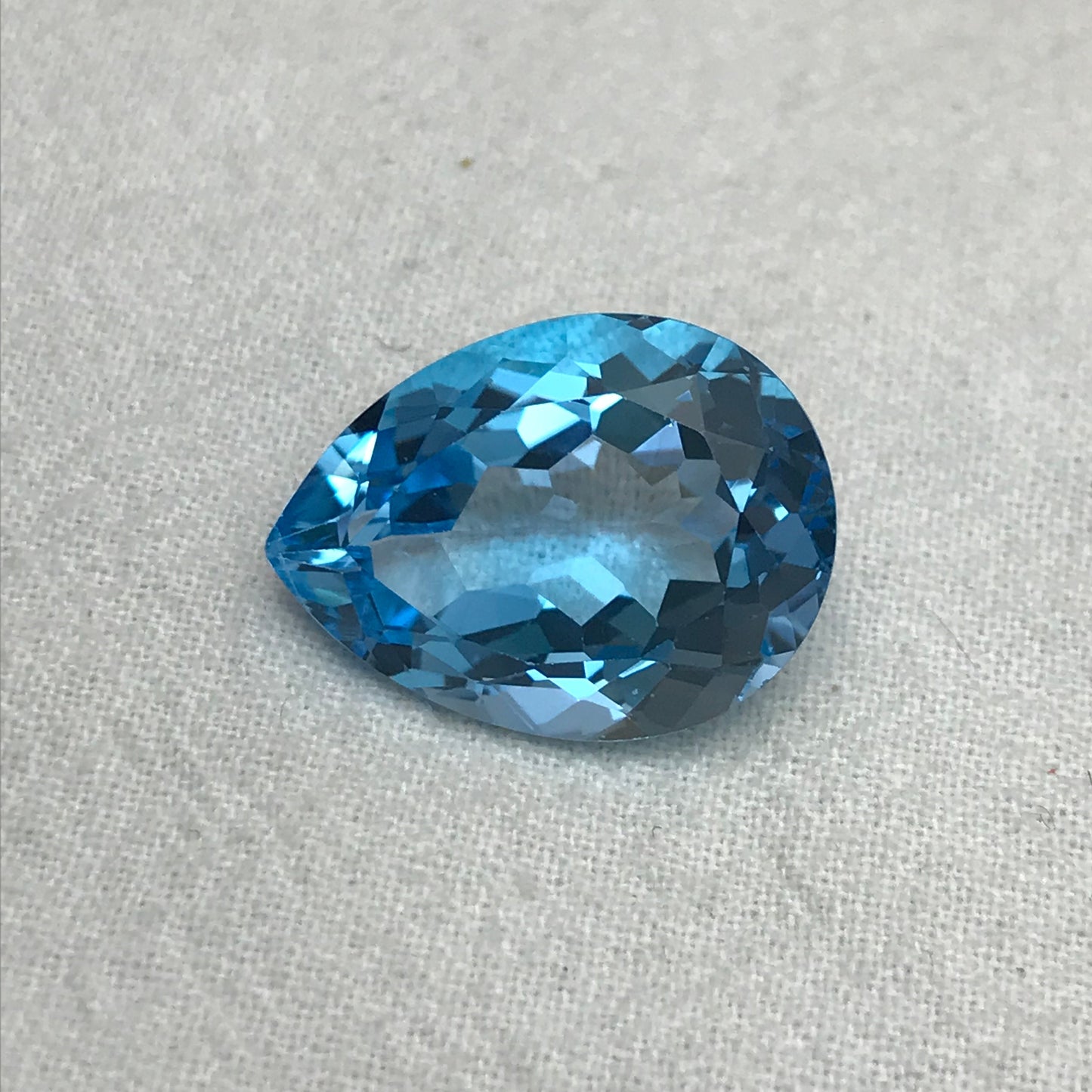 20x15mm Blue Topaz Pear Cut, 20.59 carat Loose Faceted Gem, Natural Topaz, US Seller