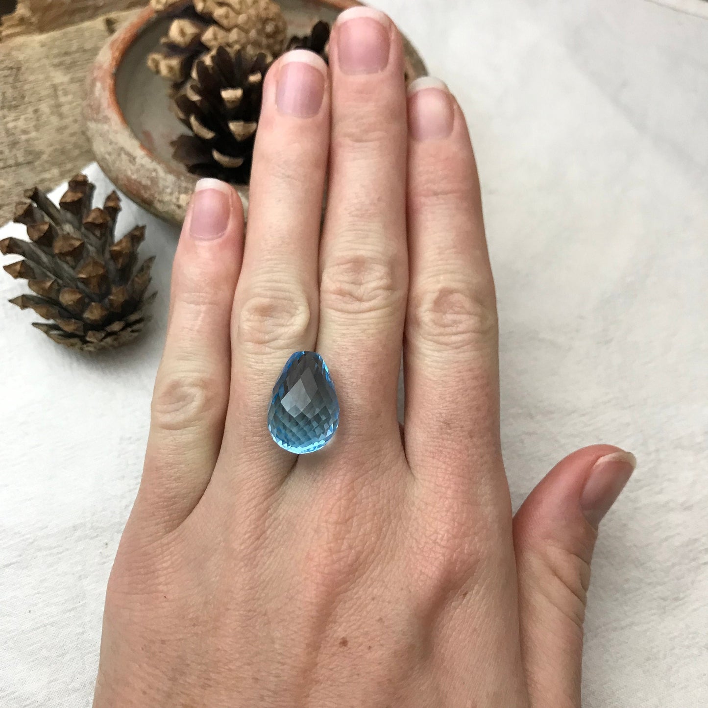 17.7mm Blue Topaz Briolette Cut, 25.34 carat Loose Faceted Gem, Topaz Bead, Undrilled Briolette