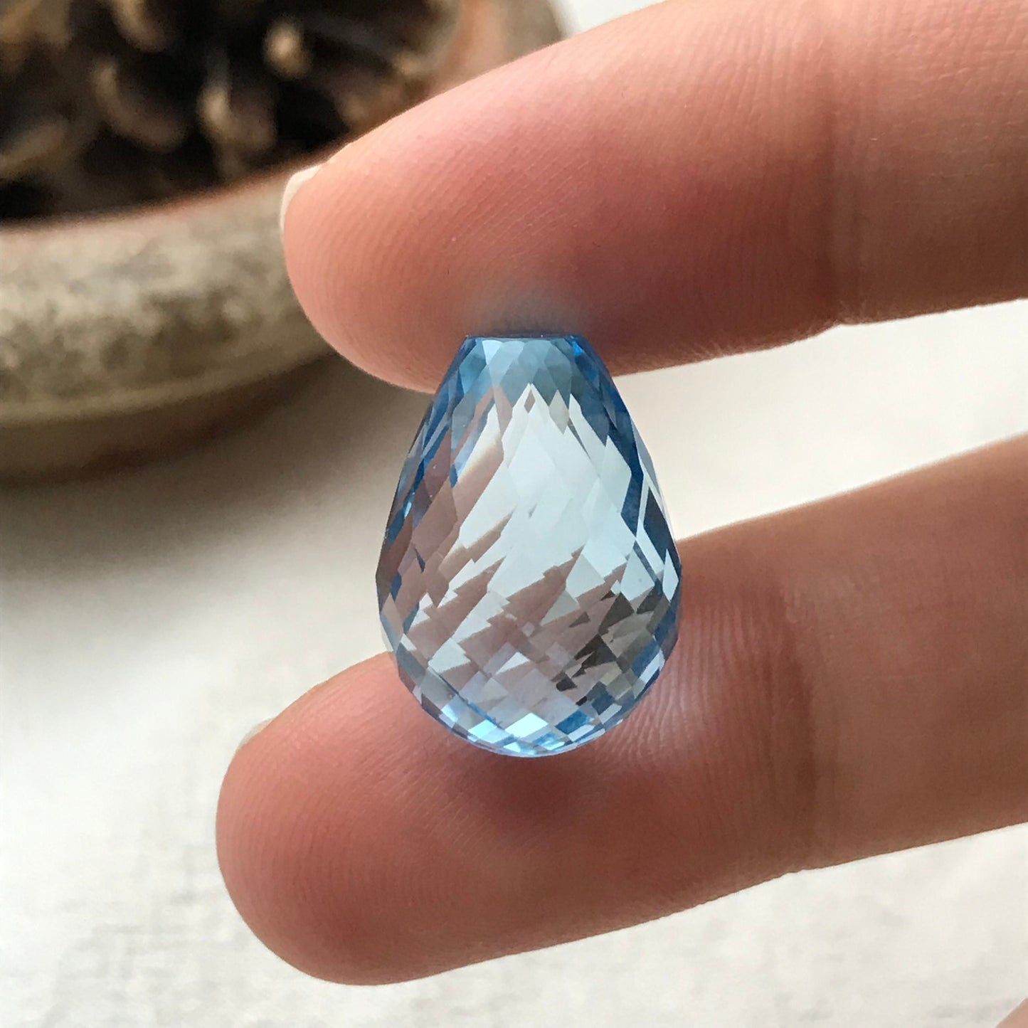 17.7mm Blue Topaz Briolette Cut, 25.34 carat Loose Faceted Gem, Topaz Bead, Undrilled Briolette