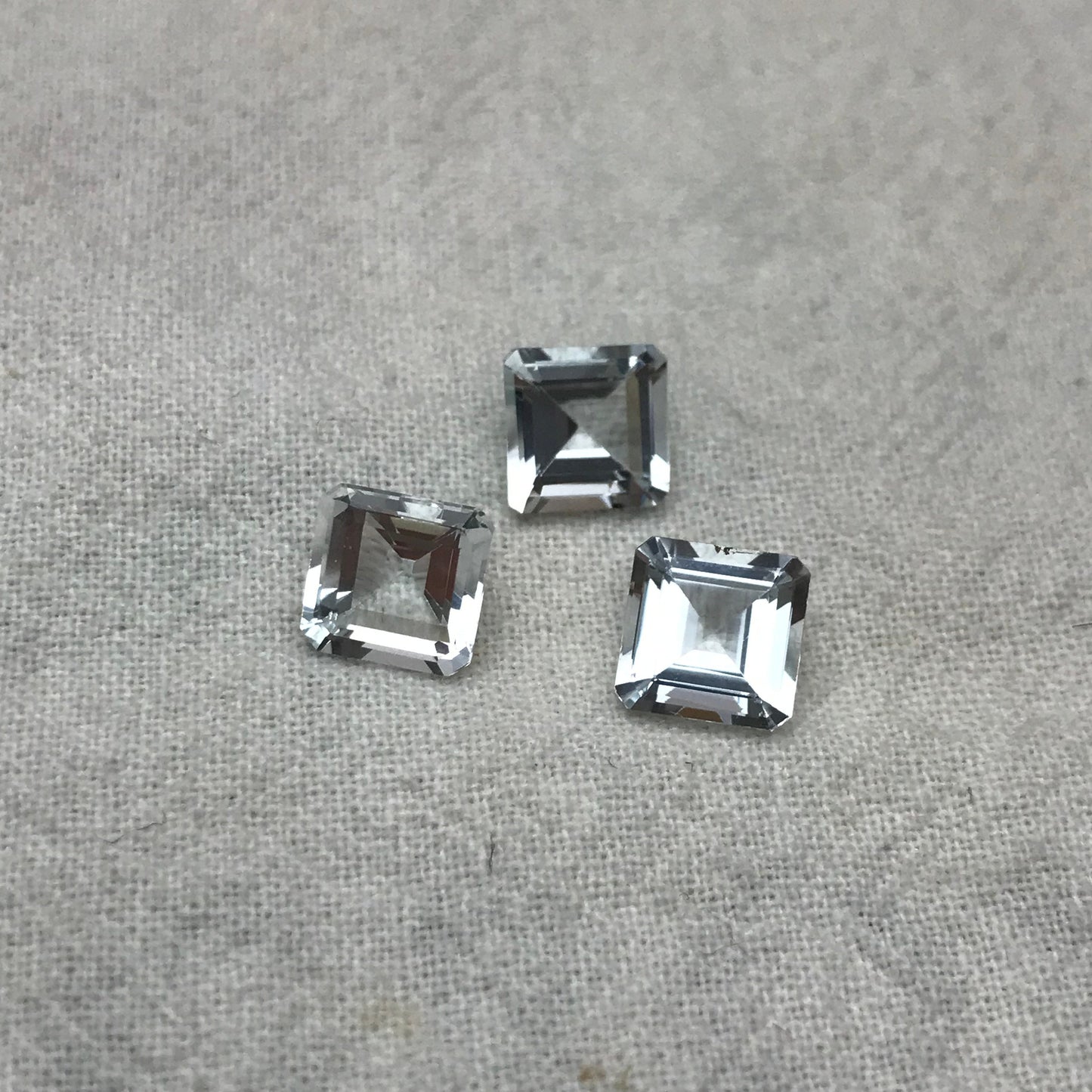 3 Natural Aquamarines 7mm Square, 4.38 Carats Total, Carre cut Loose Faceted Matching Gemstones