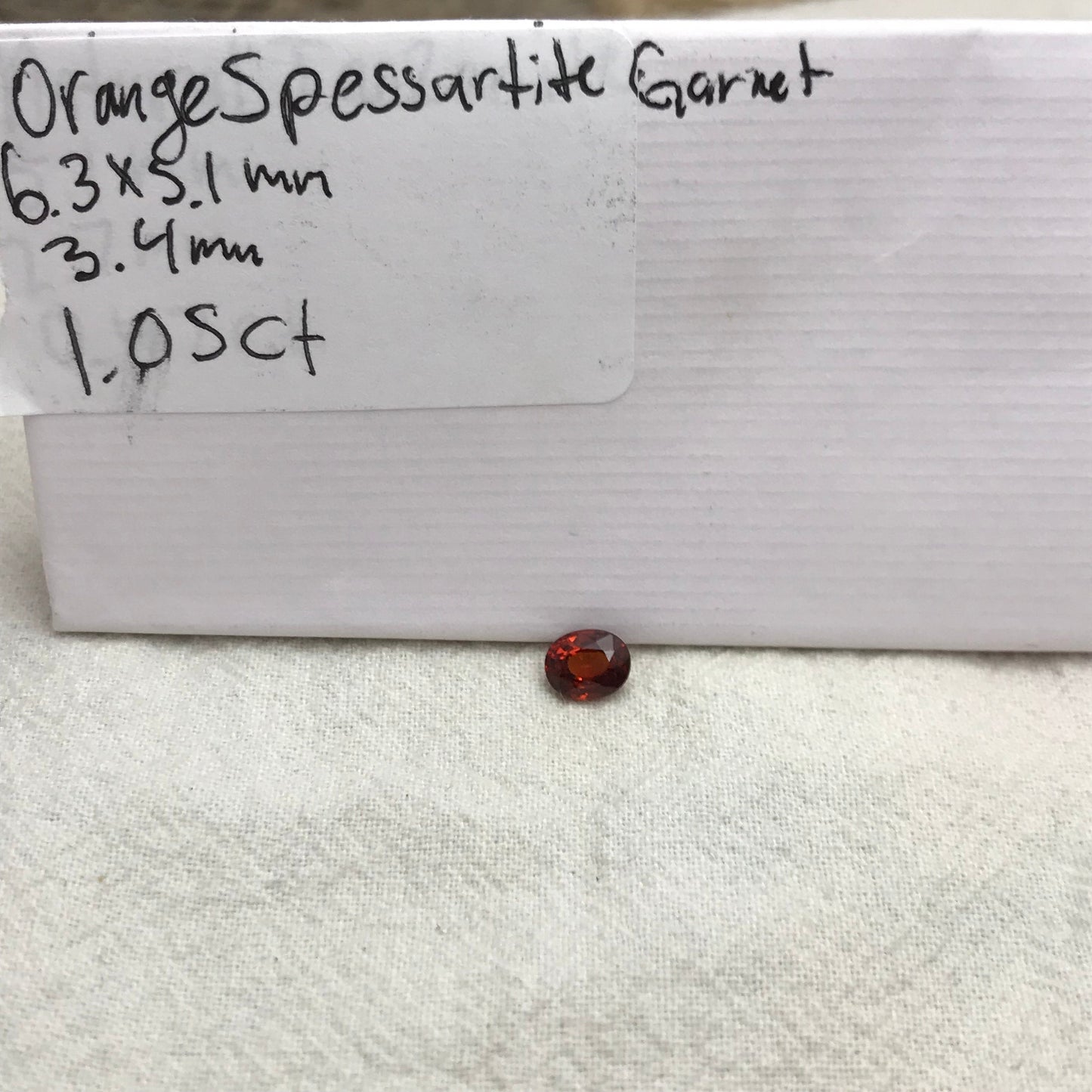 1 carat Natural Red Orange Spessartite Garnet, 6.3x5mm Oval Cut, Orange Red Faceted Garnet