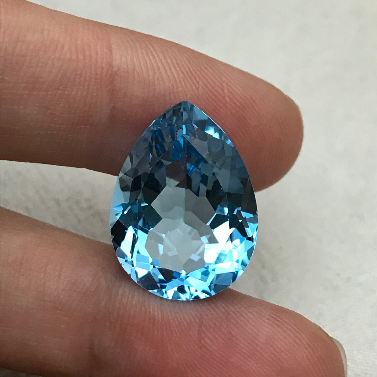 20x15mm Blue Topaz Pear Cut, 20.59 carat Loose Faceted Gem, Natural Topaz, US Seller