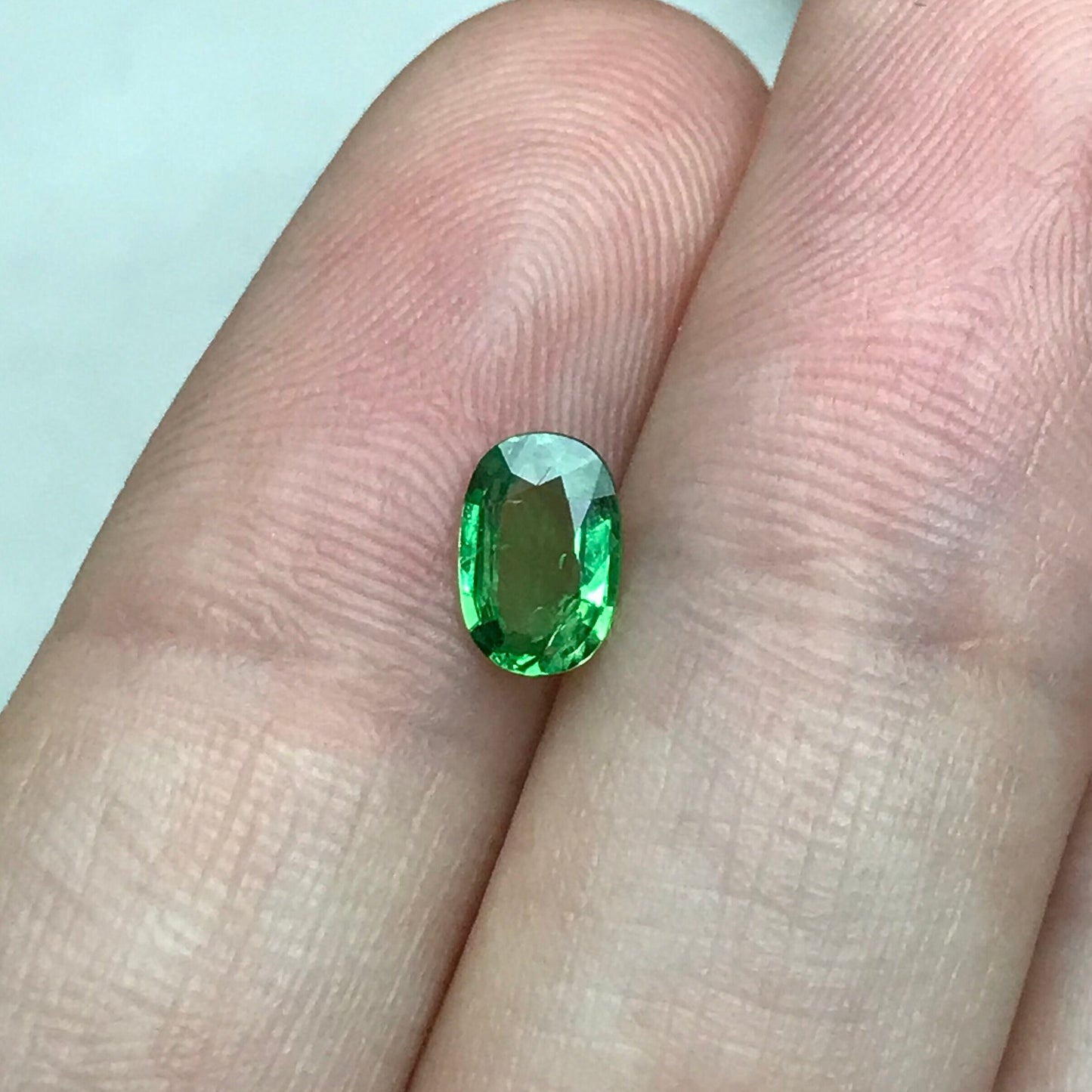 0.66 carat Natural Tsavorite Garnet 7x4.5mm Faceted Oval cut