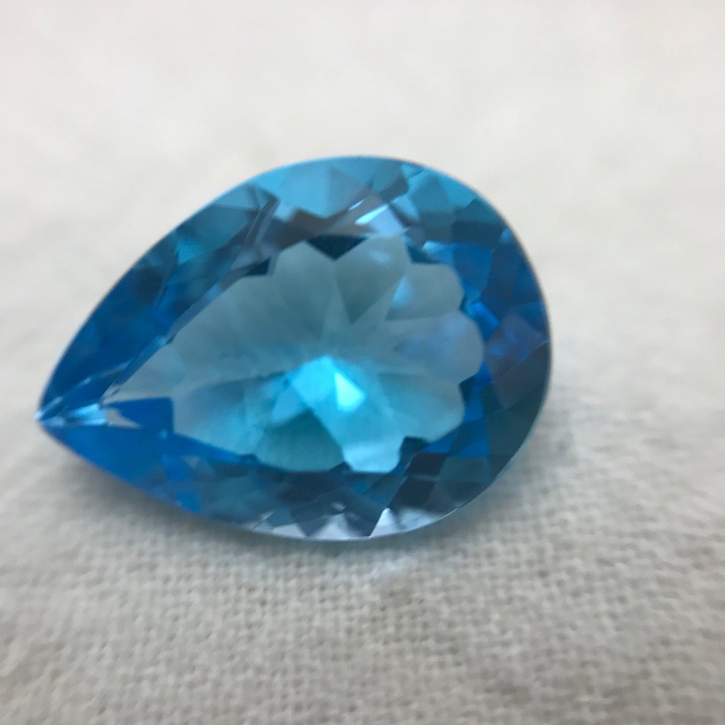16x12mm Blue Topaz Pear Cut, 9.68 carat Loose Faceted Gem, Natural Topaz, US Seller
