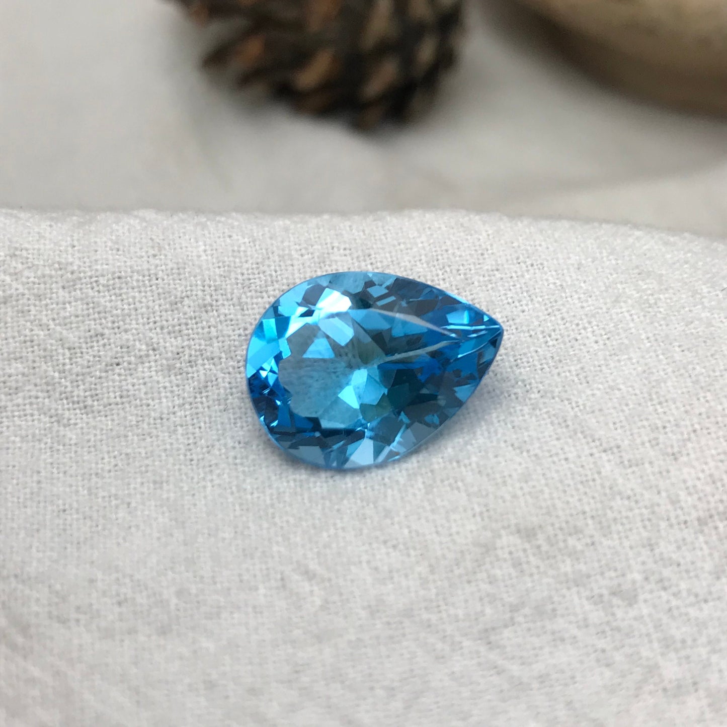 16x12mm Blue Topaz Pear Cut, 9.68 carat Loose Faceted Gem, Natural Topaz, US Seller