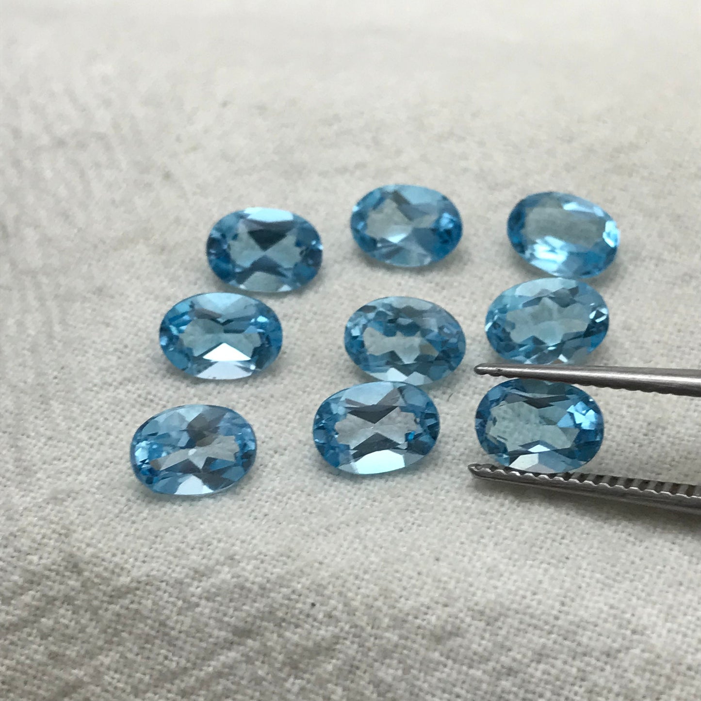 ONE- 7x5mm Blue Topaz Oval Cut, Faceted Loose Unmounted Gemstone