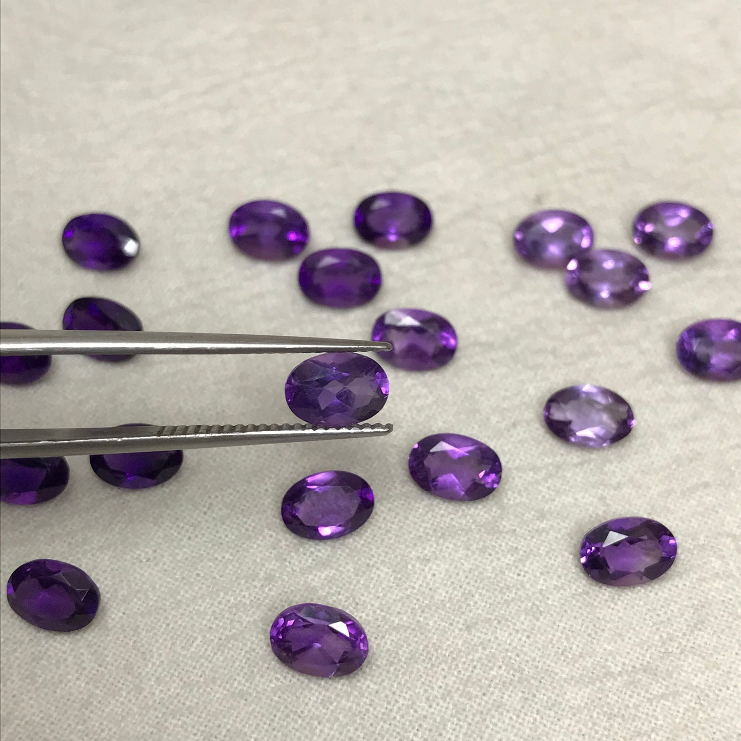 ONE- 7x5mm Amethyst Oval Cut, Faceted Loose Unmounted Gemstone, Medium to Dark Purple