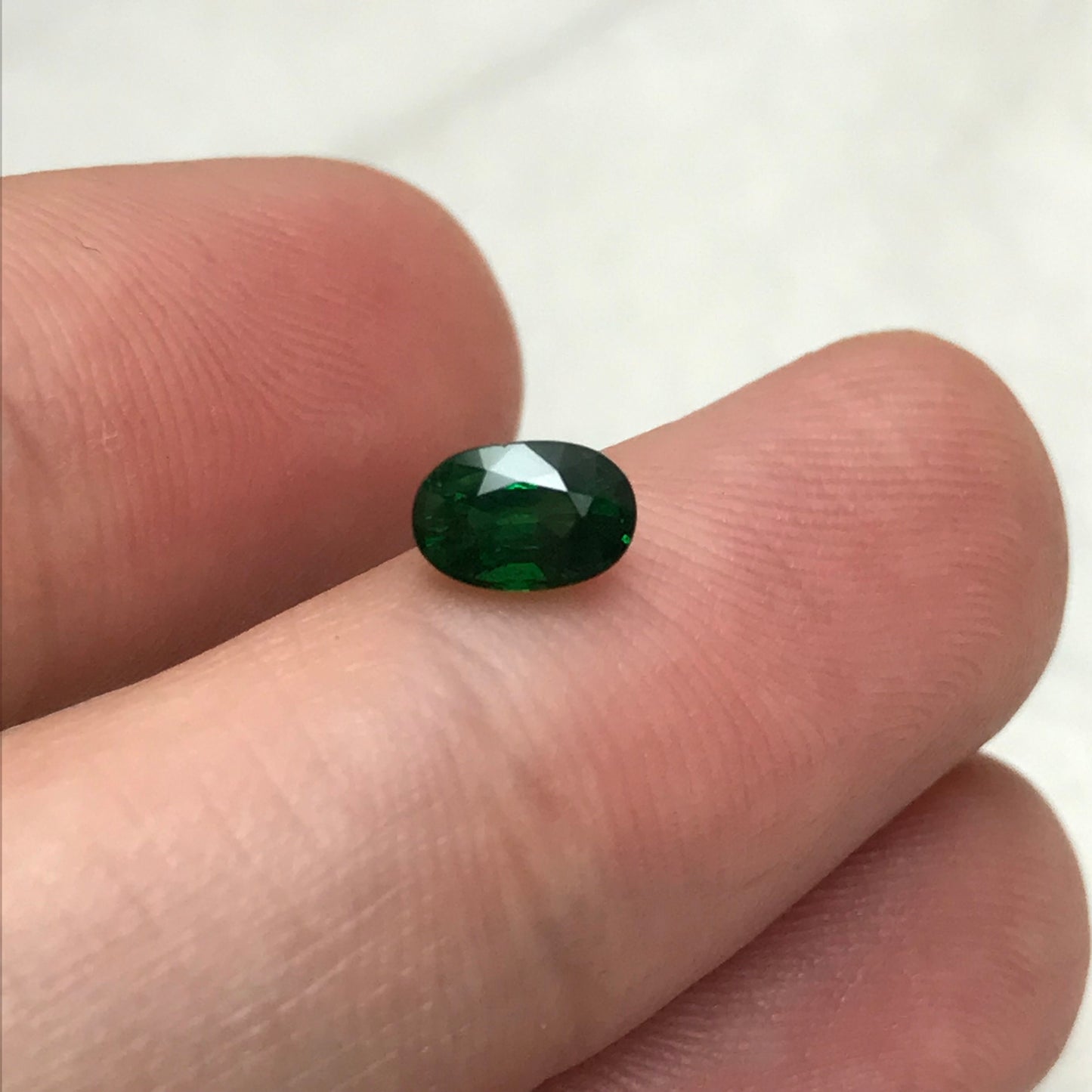 6x4mm carat Natural Green Tsavorite Garnet 0.68 carat Oval Cut, Faceted Loose Rich Green