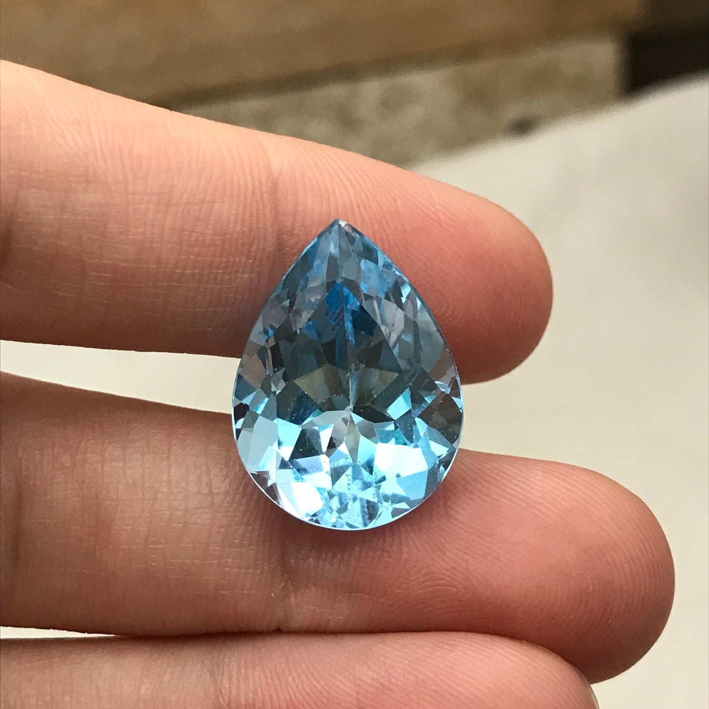 20x15mm Blue Topaz Pear Cut, 18.85 carat Loose Faceted Gem, Natural Topaz, Sky Blue