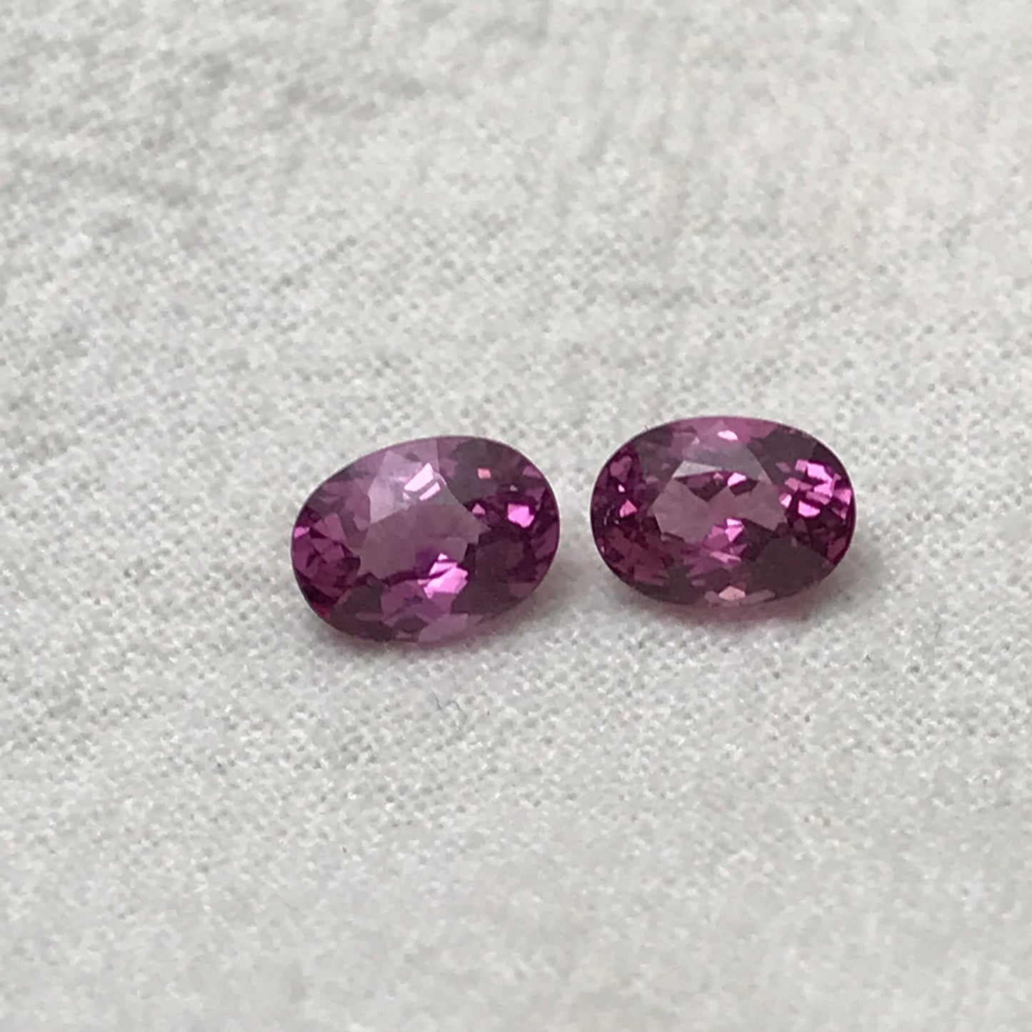 Pair Natural Pink Rhodolite Garnets 7x5mm Oval Gemstones, 1.05 Ct ea. Soft Purplish Pink Garnet, Faceted Loose Pair of Gems