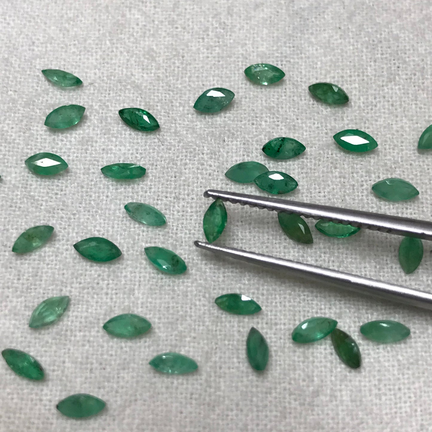 ONE- 4x2mm Emerald Marquise Cut, Faceted Loose Gemstone, Natural Green Brazilian Emerald, Green Beryl
