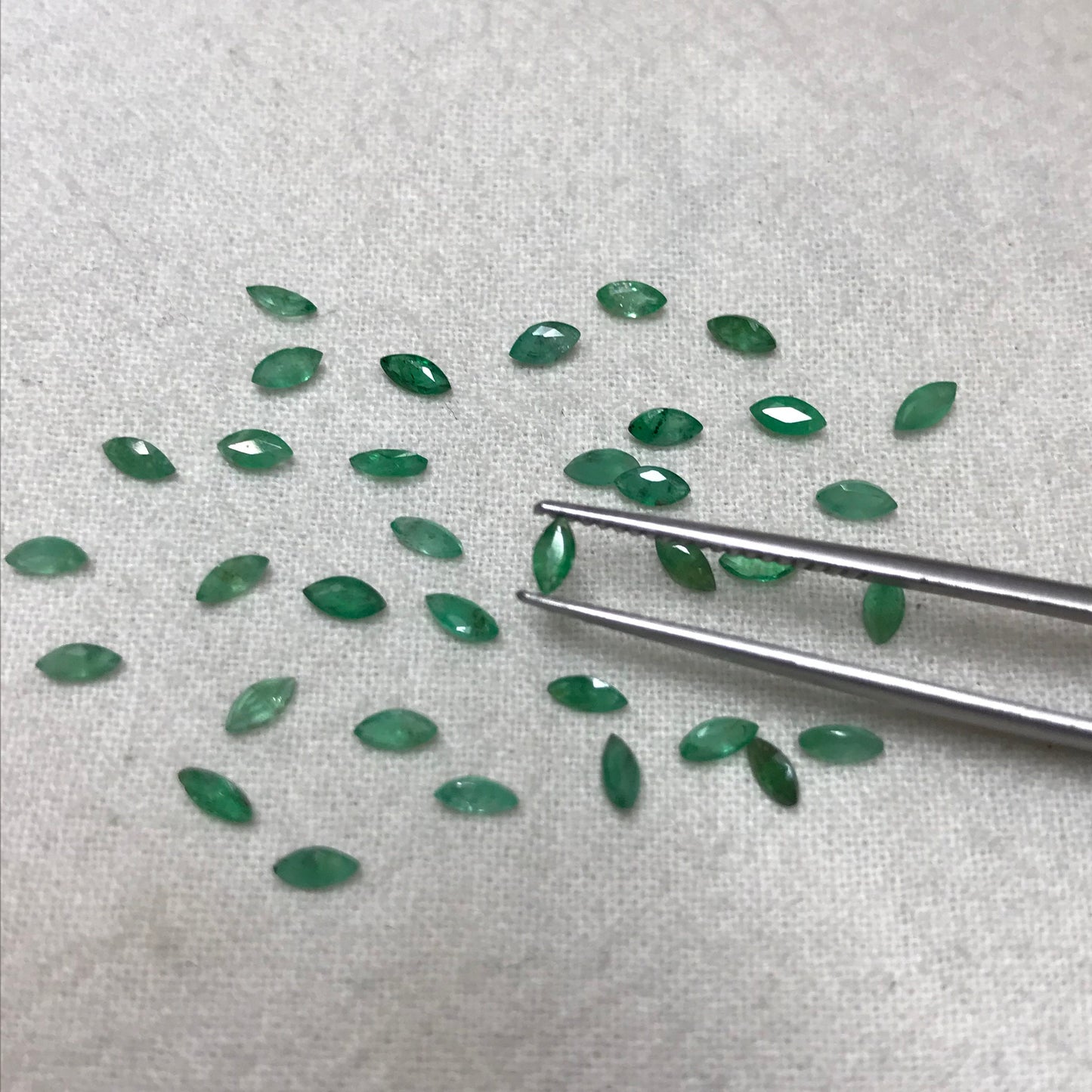 ONE- 4x2mm Emerald Marquise Cut, Faceted Loose Gemstone, Natural Green Brazilian Emerald, Green Beryl