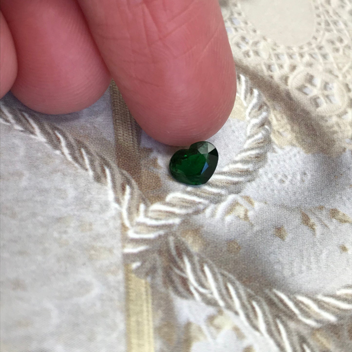 0.73 carat Natural Green Tsavorite Garnet 5x6.4mm Heart Cut, Faceted Loose Rich Green Gemstone, Loose Gem, Earth Mined Stone