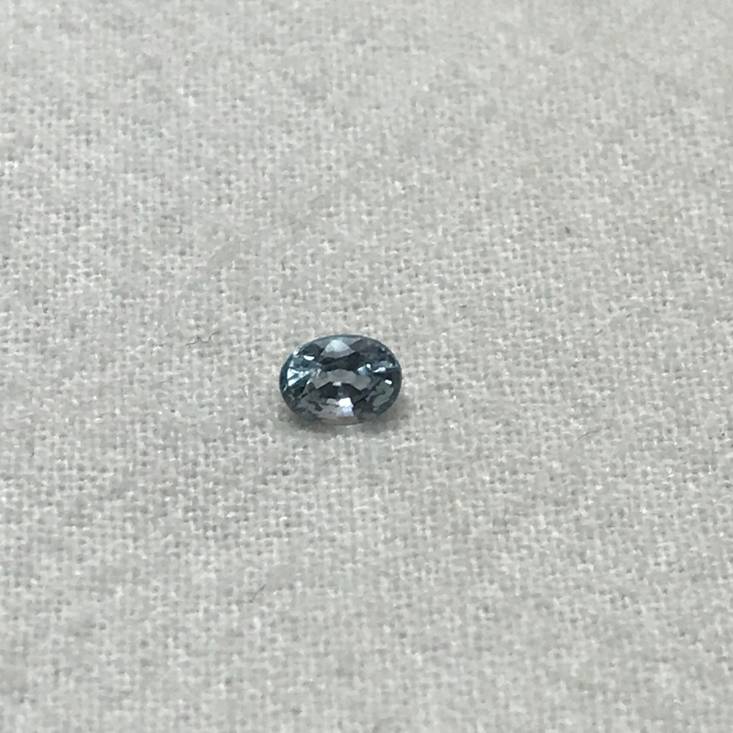 0.40 carat Natural Blue Sapphire 4.6x3.4mm Oval Cut, Heated, Faceted Loose Gemstone, Ice Sapphire, 4.5x3.5mm