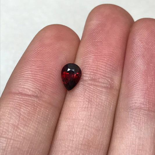 0.97 Ct Natural Pyrope Garnet, 6.7x5mm Pear cut, Deep Red Garnet, Faceted, Red Garnet,