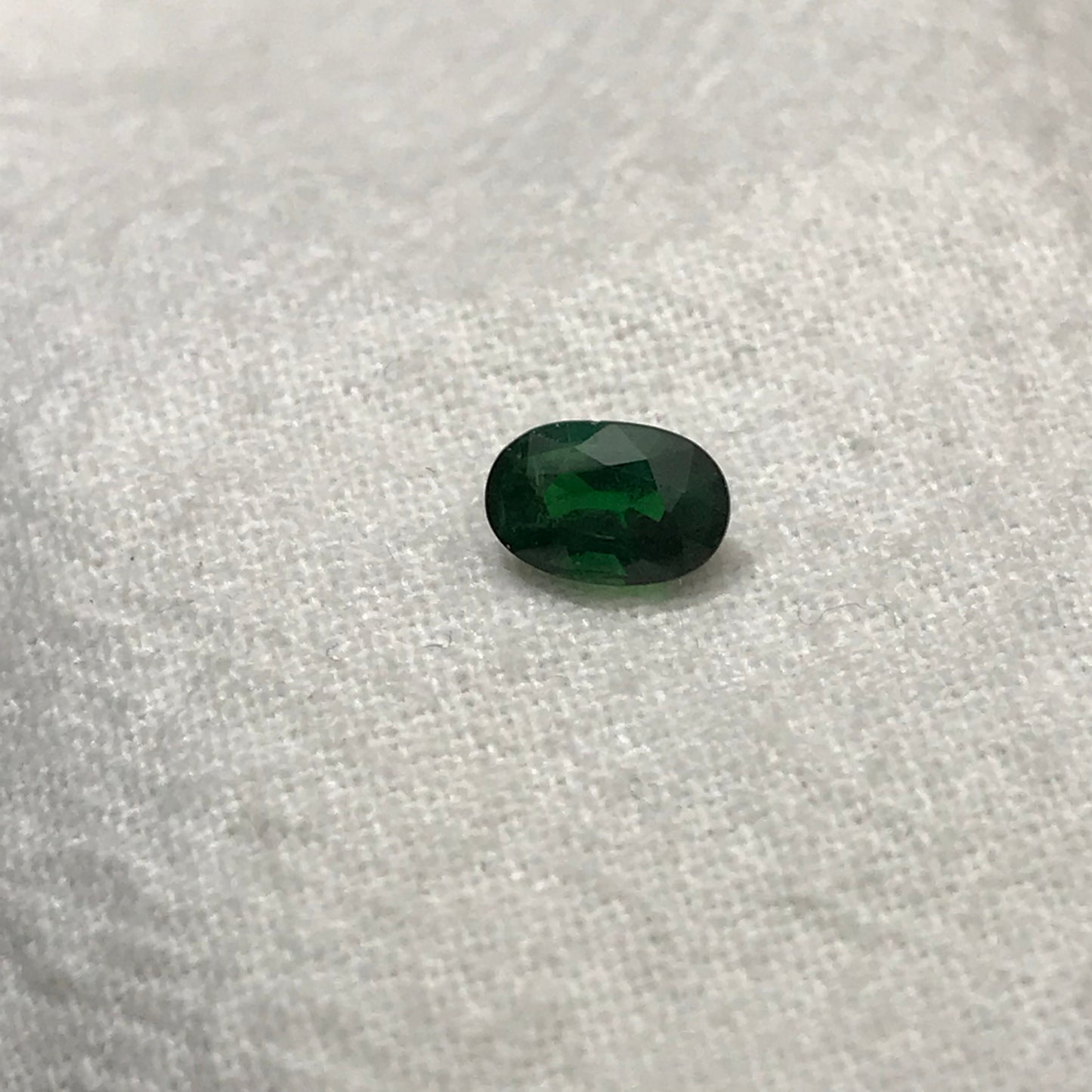 6x4mm carat Natural Green Tsavorite Garnet 0.68 carat Oval Cut, Faceted Loose Rich Green