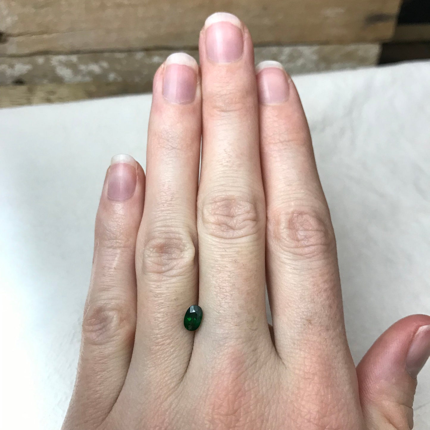 6x4mm carat Natural Green Tsavorite Garnet 0.68 carat Oval Cut, Faceted Loose Rich Green