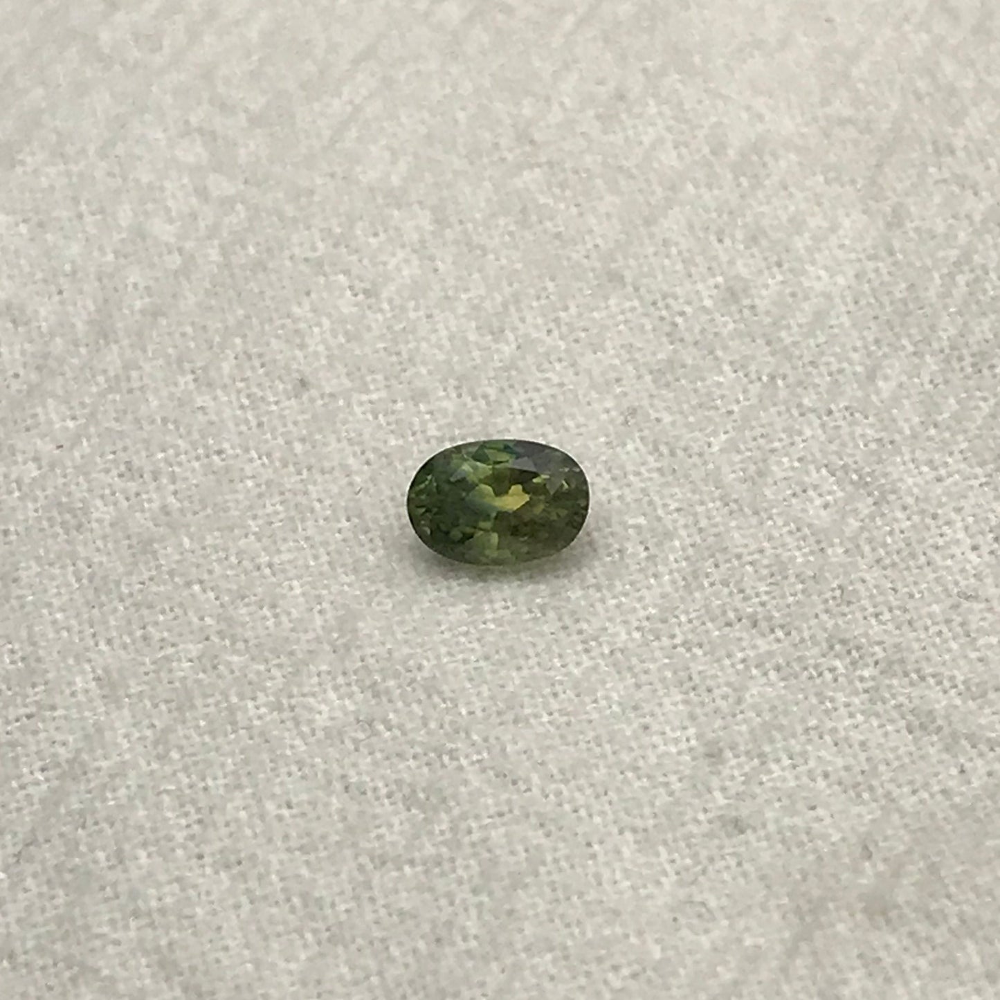 6x4mm BE Treated Natural Green Sapphire 0.68 Carat, BERYLLIUM TREATED, Faceted Loose, Gemstone Earth Mined Gem