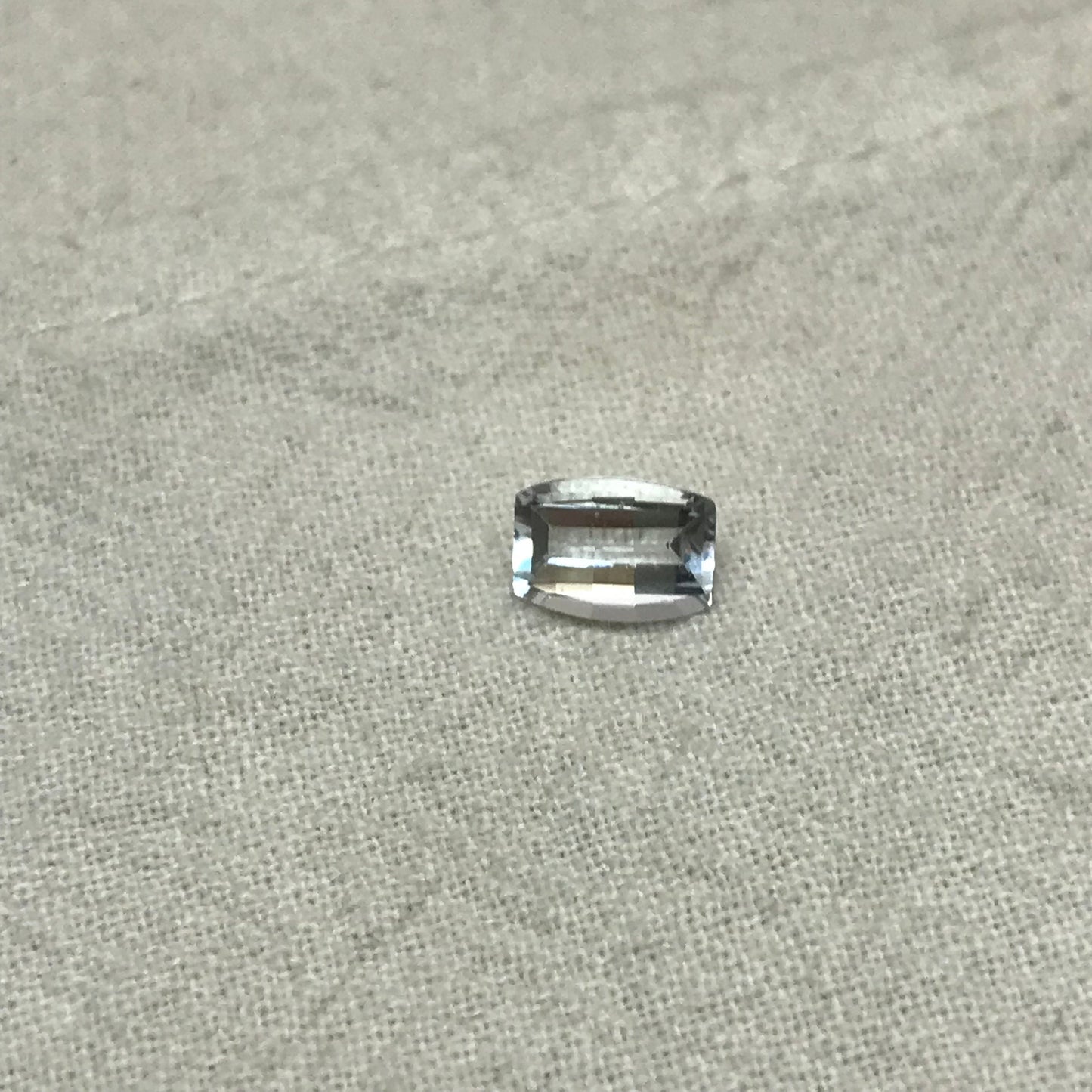 7x5mm Light Aquamarine 0.87 carat Opposing Bar Cut, Faceted Loose Gemstone