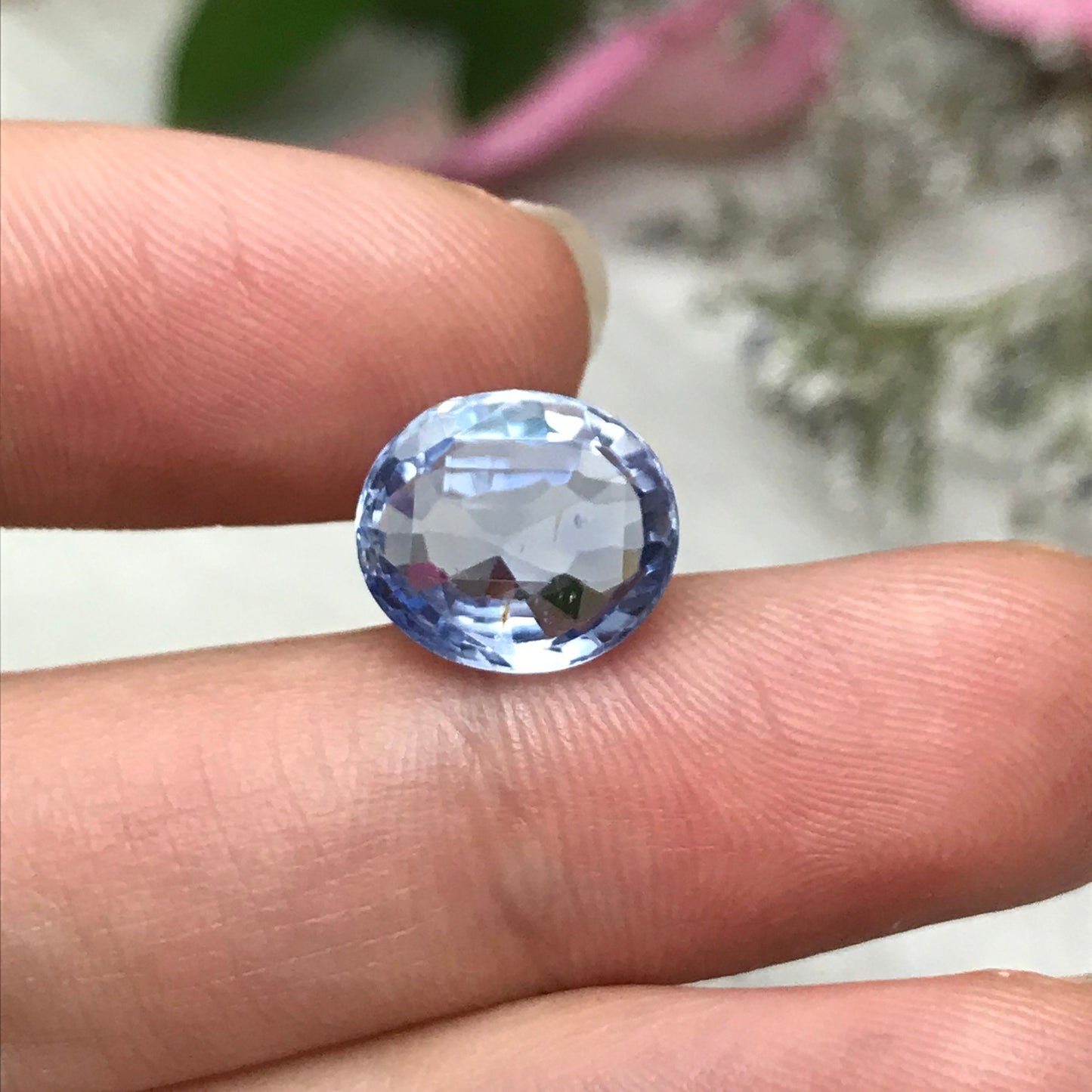 5.51 Ct. Sri Lanka Blue Sapphire GIA Certified Natural Unheated 11.6x10mm Oval cut Faceted Loose  Light BlueSapphire
