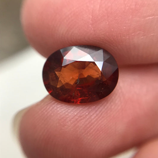 4.83 Ct Spessartite Garnet, 11.5x8.8mm Orangey Red Garnet