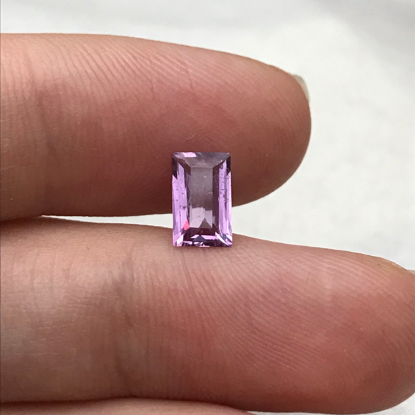 GIA Certified 1 Ct. Natural Purple Sapphire 7.7x4.8mm Rectangle Pinkish Purple Sapphire Loose Faceted