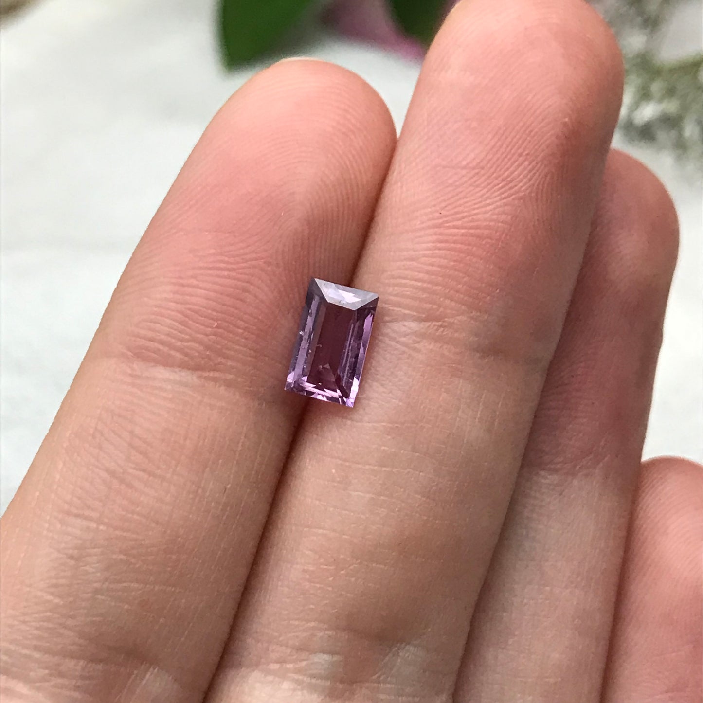 GIA Certified 1 Ct. Natural Purple Sapphire 7.7x4.8mm Rectangle Pinkish Purple Sapphire Loose Faceted