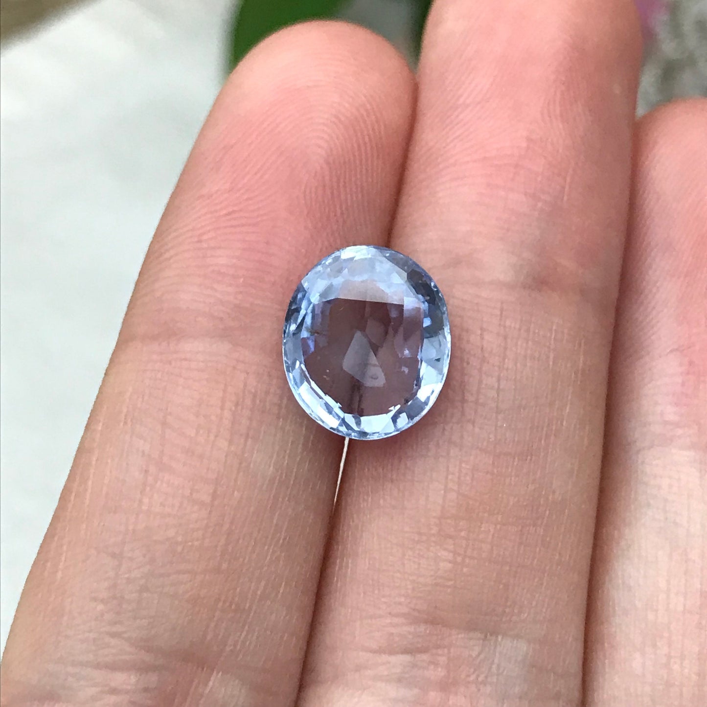 5.51 Ct. Sri Lanka Blue Sapphire GIA Certified Natural Unheated 11.6x10mm Oval cut Faceted Loose  Light BlueSapphire
