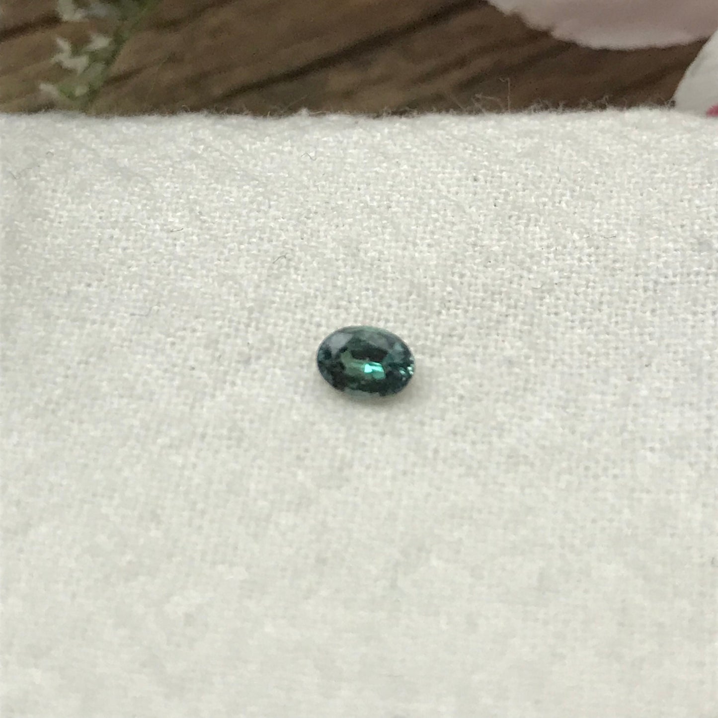 0.22 Ct. Natural Alexandrite 4.3x3.1mm Green to Purple Color Change Loose Oval Chrysoberyl