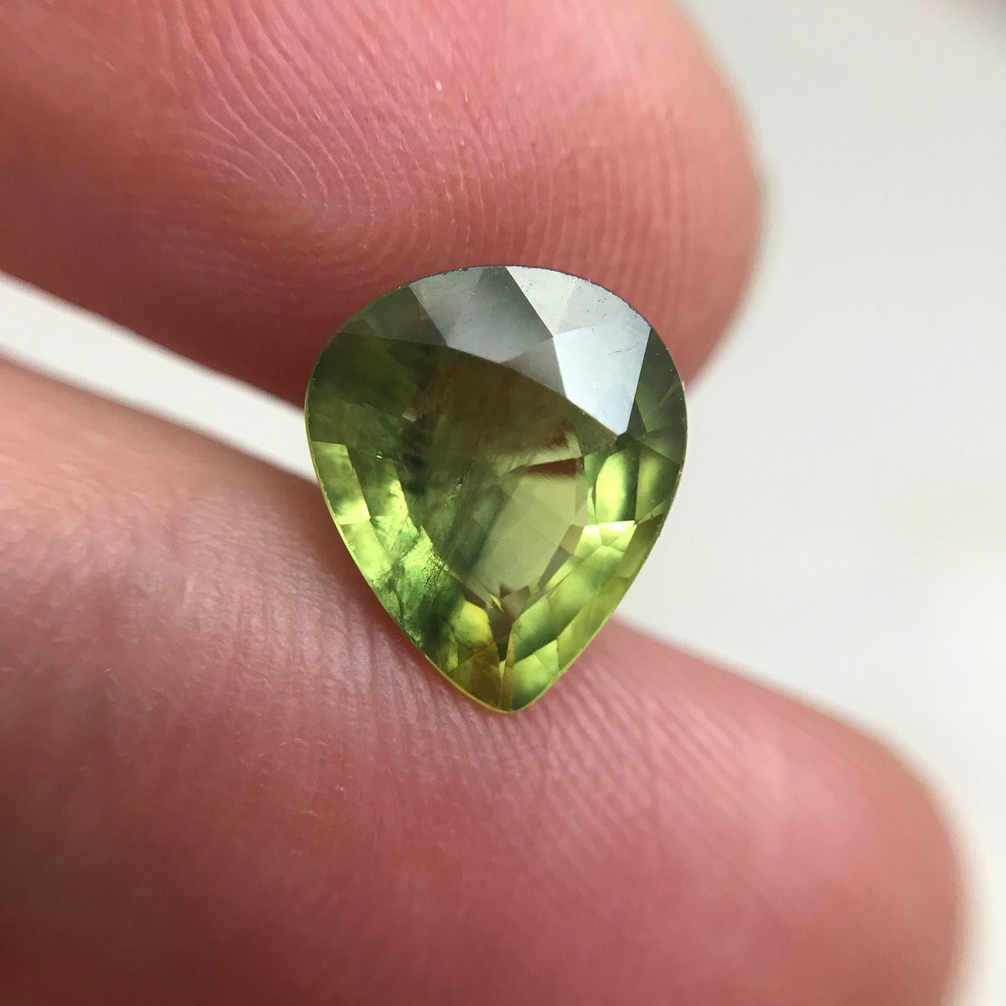 3.24 Ct BE Treated Green Sapphire 10.5x9mm Pear cut, Natural BERYLLIUM TREATED, Faceted Loose Yellow-Green and Blue Sapphire
