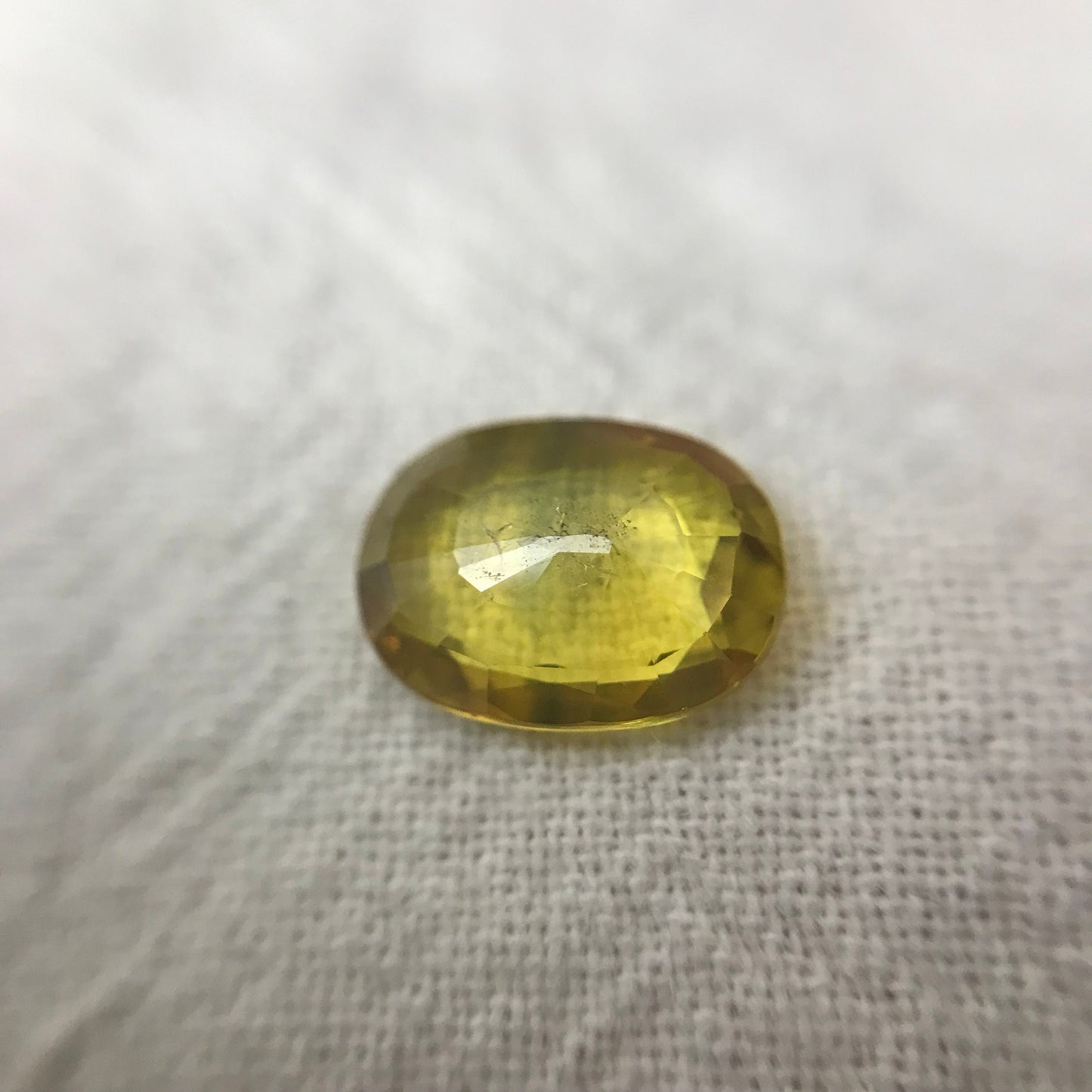 2.41 Ct Yellow Sapphire 9.7x7.4mm Oval Cut Beryllium Treated Sapphire, Faceted Loose Gemstone, BE Treated Parti Sapphire