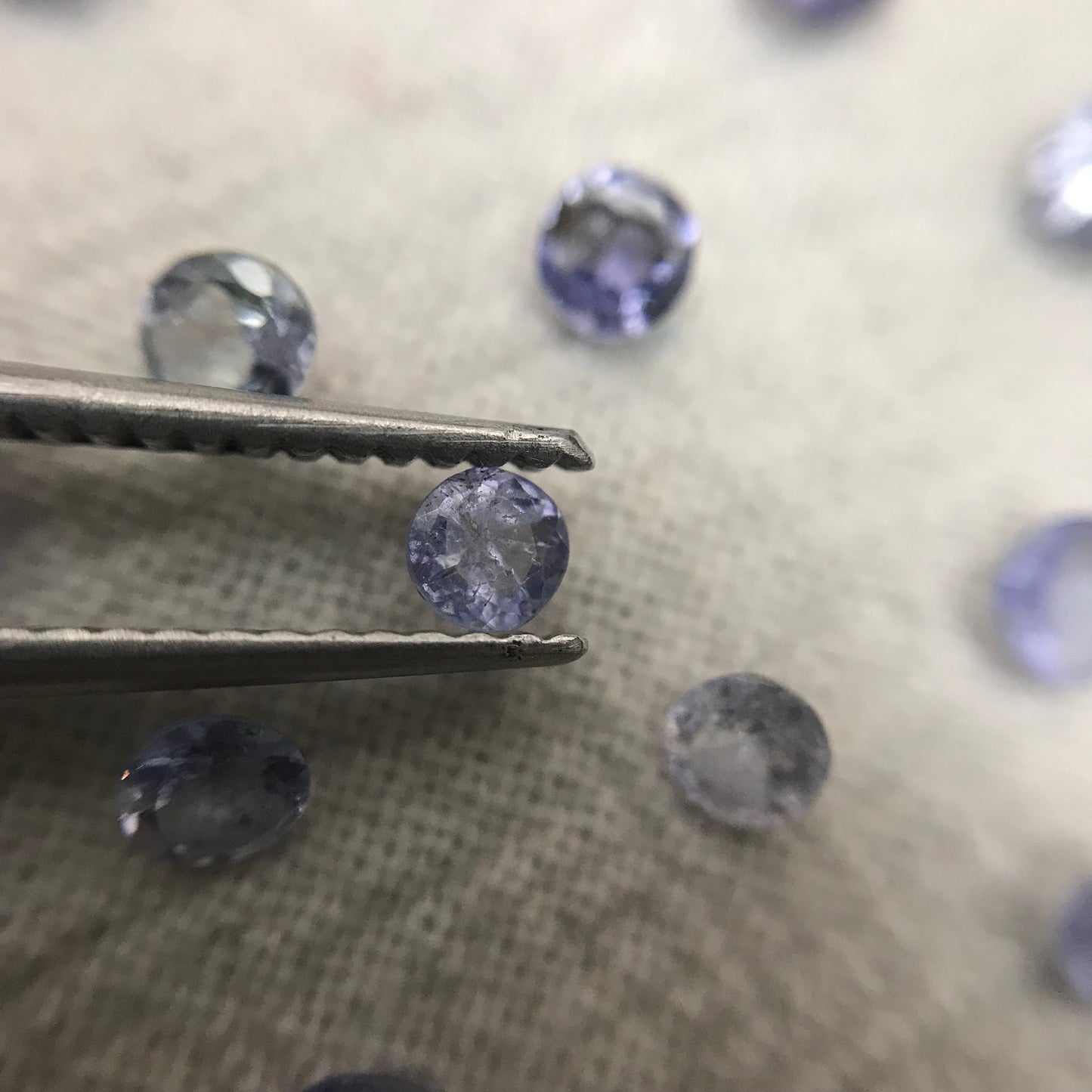 One 3mm Violet Tanzanite Approx. 0.10 carat Round Cut, Faceted Loose Gemstone, Natural Tanzanite, Zoisite