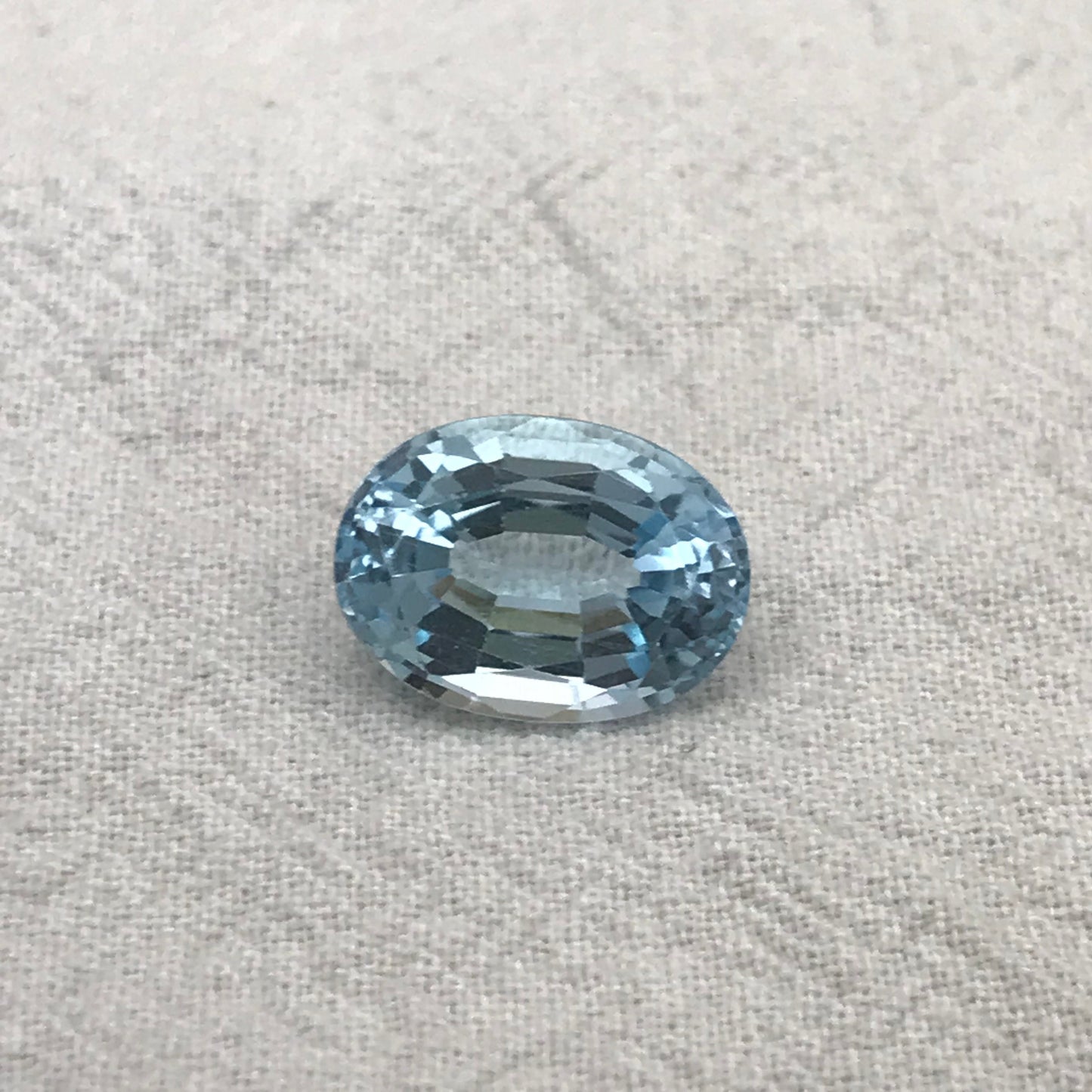 7.9 Carat Blue Topaz Oval Cut 14x10mm Loose Gem, Faceted Topaz