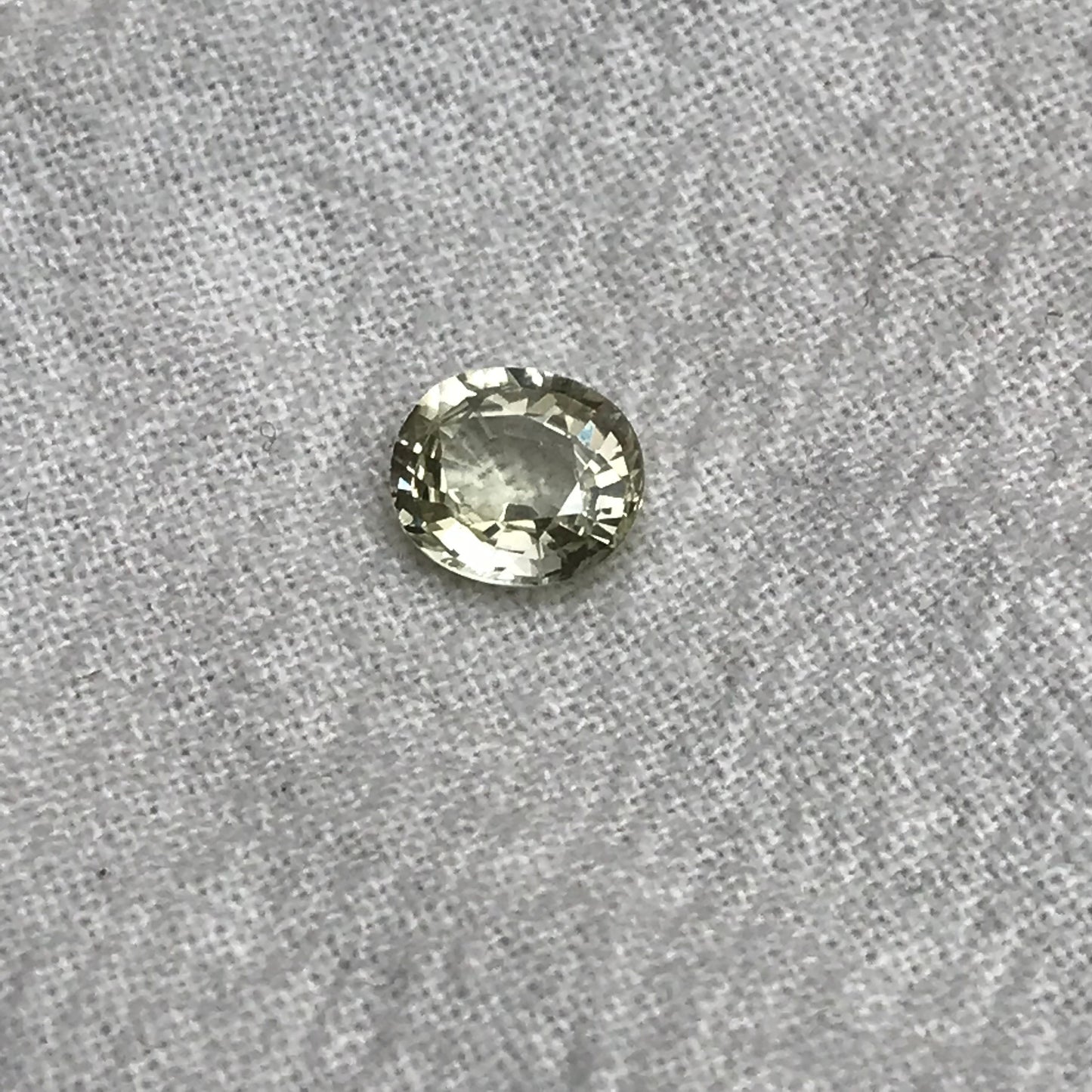 Natural Light Yellow Sapphire 1.24 cts 6.7x5.8mm Oval Corundum Gem Faceted Loose Unmounted Gemstone Heated