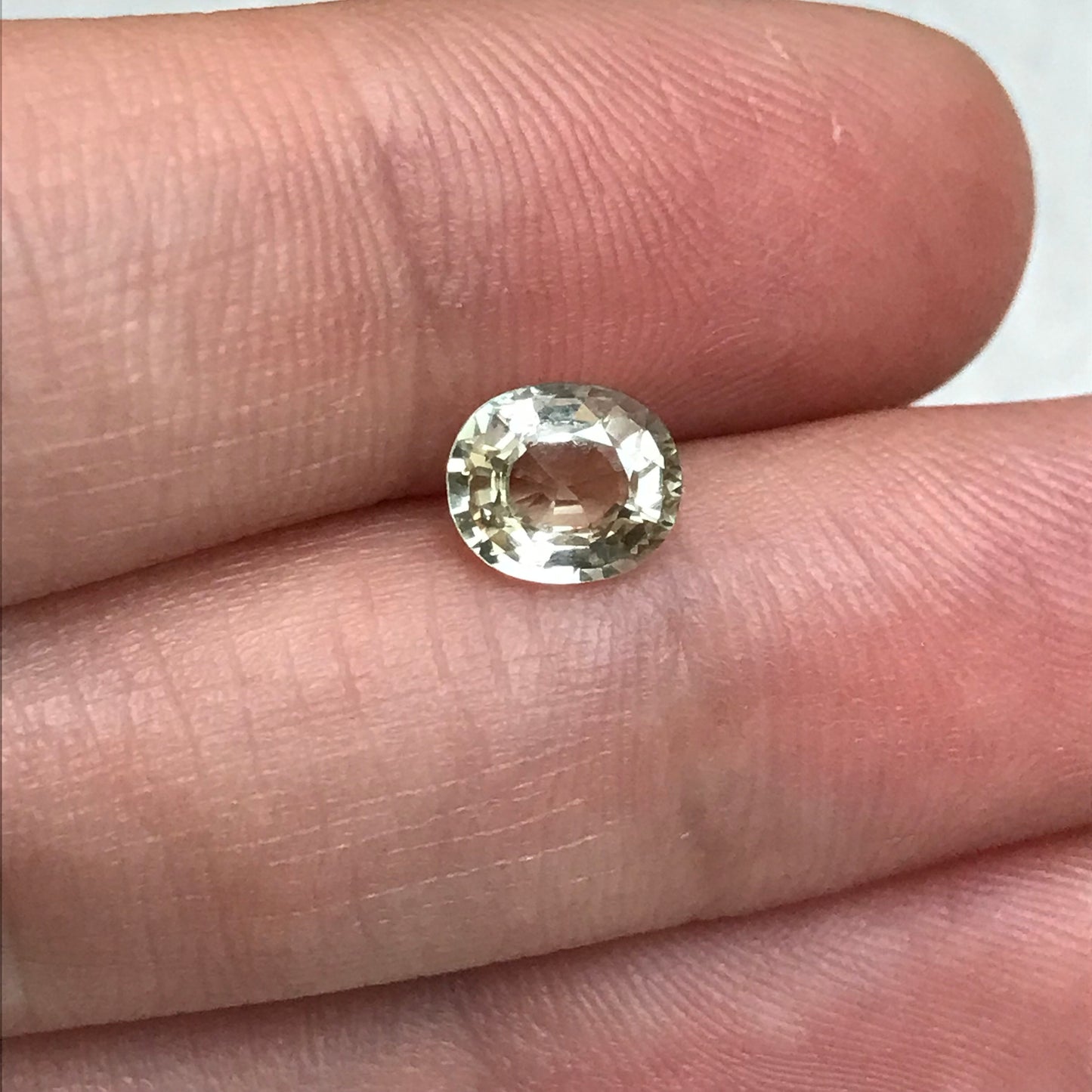 Natural Light Yellow Sapphire 1.24 cts 6.7x5.8mm Oval Corundum Gem Faceted Loose Unmounted Gemstone Heated