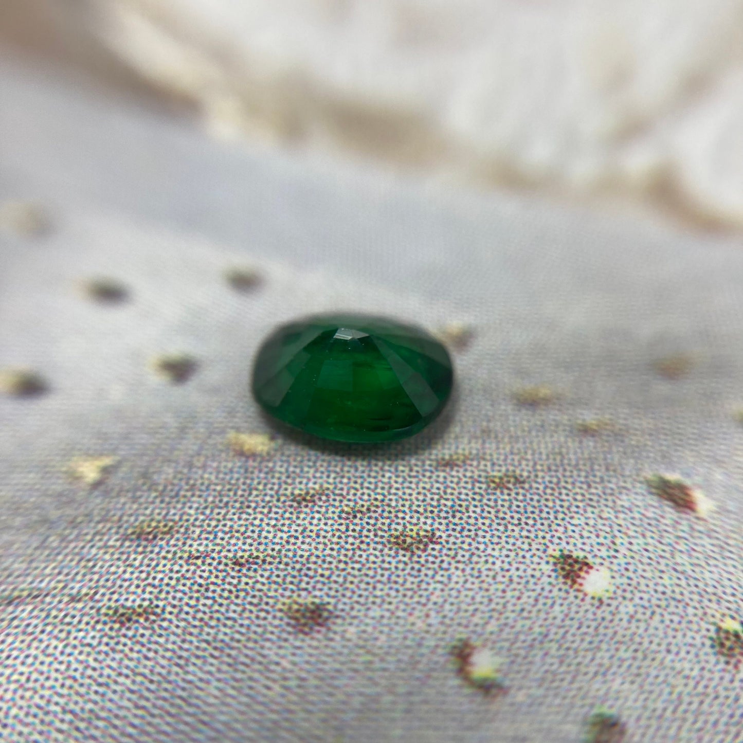 5x4mm carat Natural Green Tsavorite Garnet 0.41 carat Oval Cut, Faceted Loose Rich Green