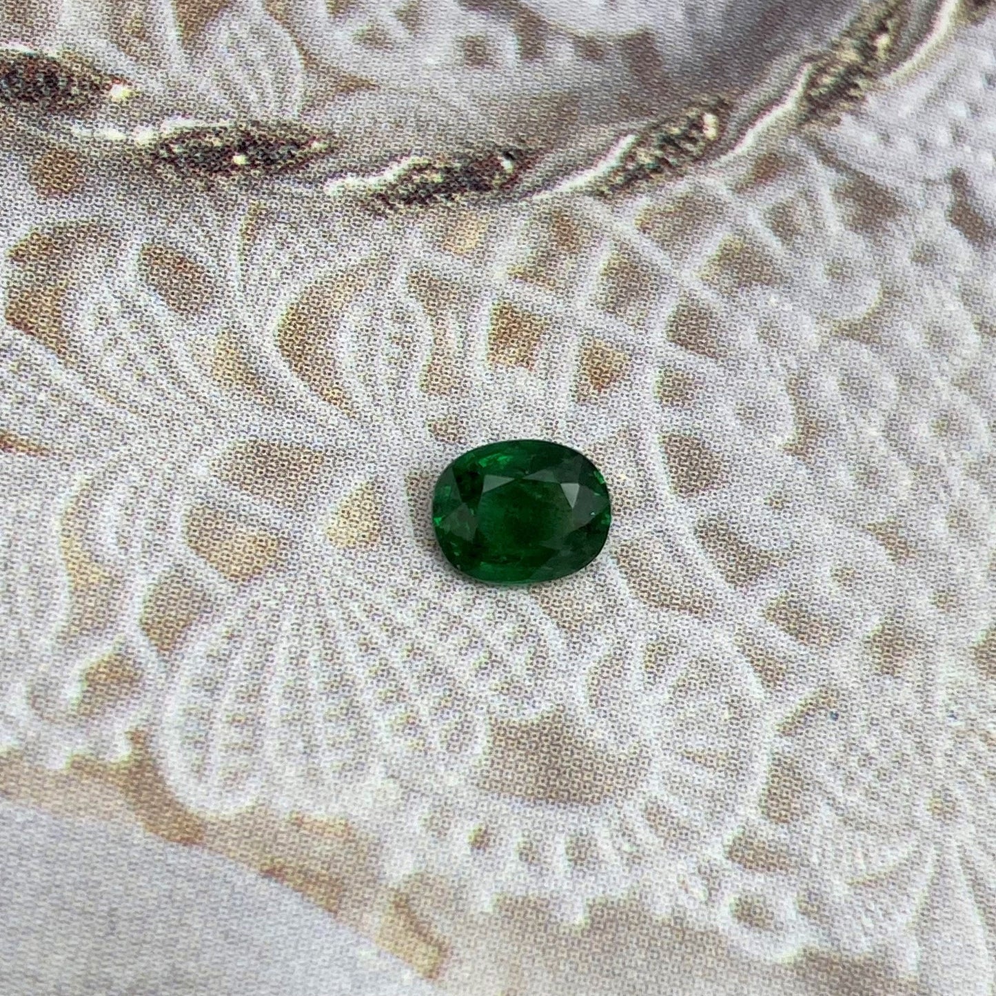 5x4mm carat Natural Green Tsavorite Garnet 0.41 carat Oval Cut, Faceted Loose Rich Green