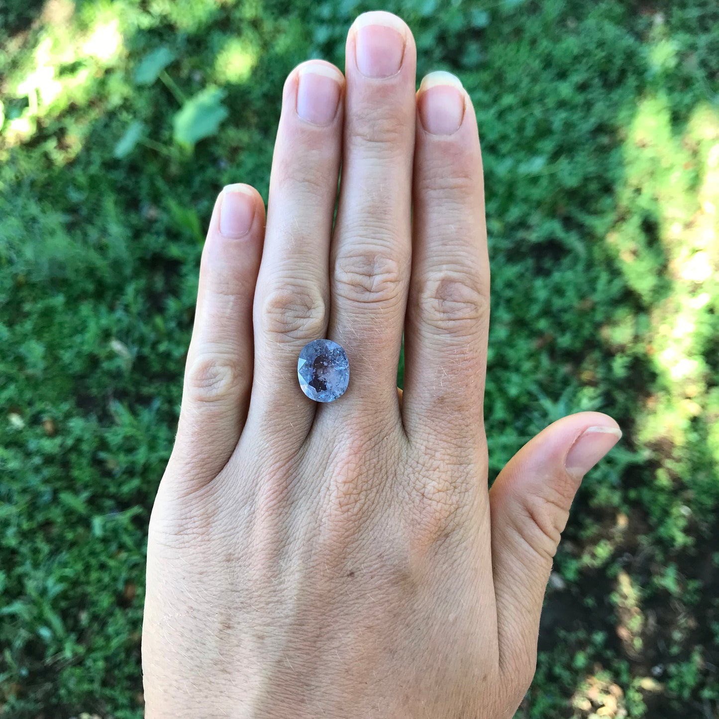 8.4 Carat Unheated Purple Blue Color Shift Sapphire 13.72x10.85mm Oval Cut, Faceted Loose Natural Tanzania Sapphire