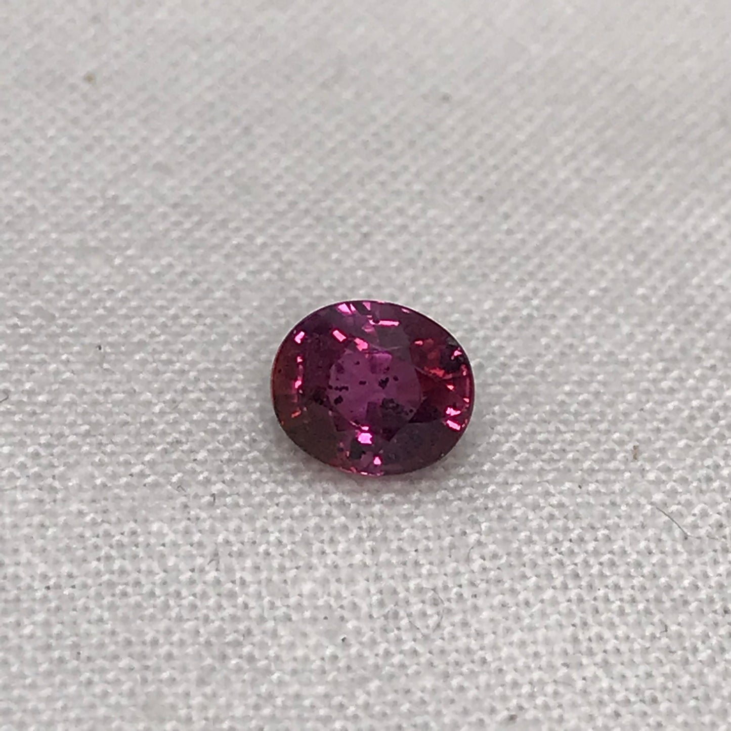 1.25 carat Unheated Purple Sapphire 6.1x5.18mm Oval Cut, Faceted Loose Natural Madagascar Sapphire
