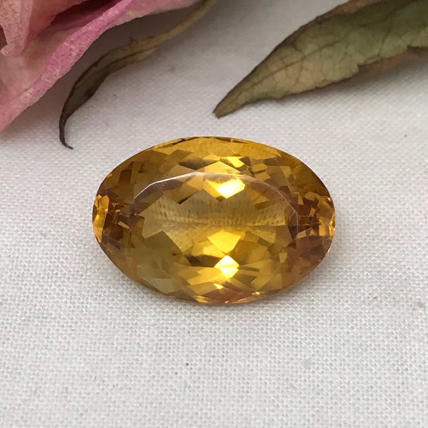 22.1x15.1mm Orange Citrine 21.9 carat Oval Cut, Faceted Loose Gemstone