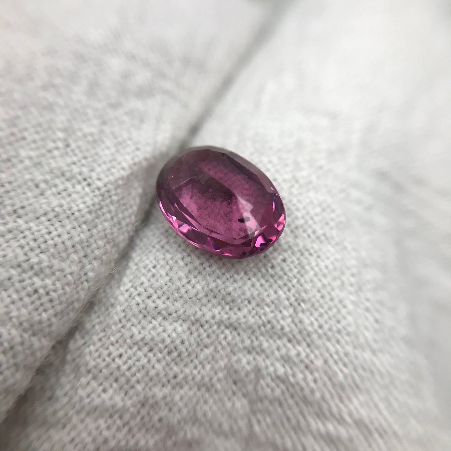 1.44 carat Pinkish Purple Rhodolite Garnet 8.14x6.03mm Oval Cut, Faceted Loose Natural Garnet